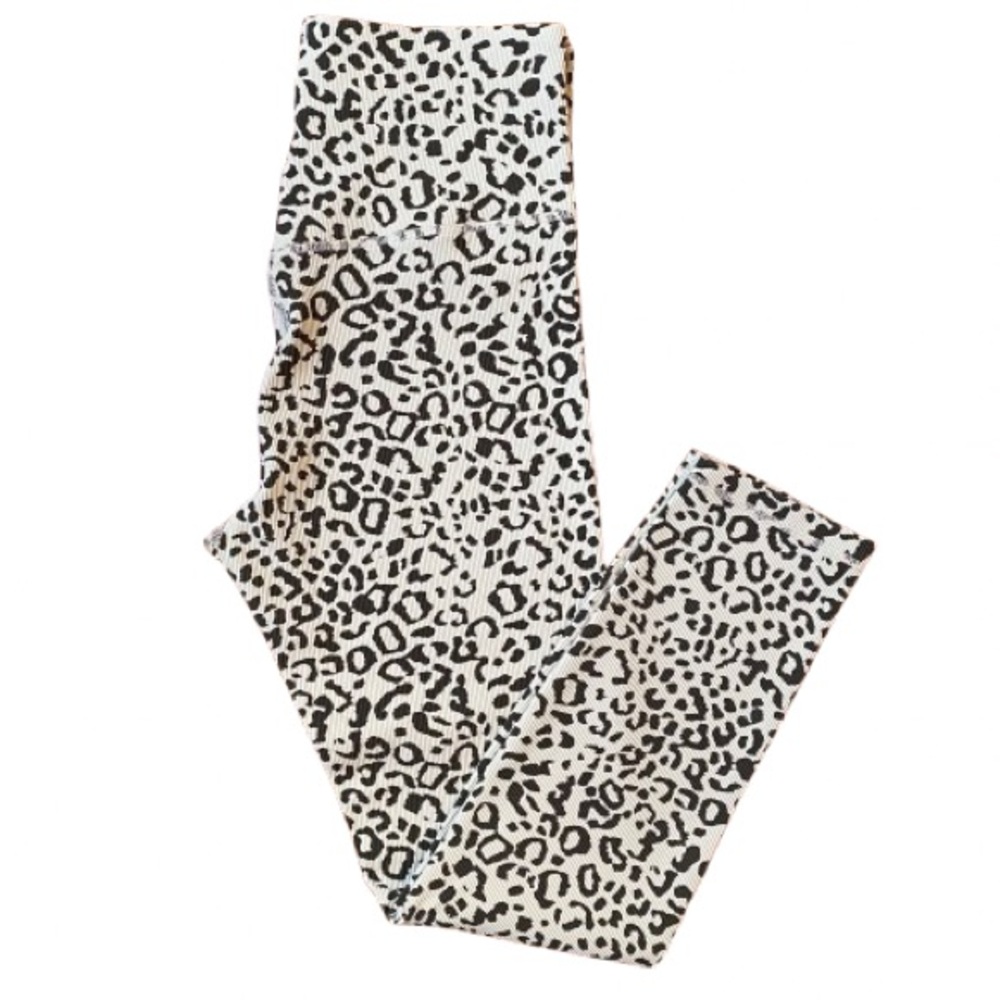 ZYIA Women’s Reve High Rise Legging Size 8-10 Pale Green Leopard Print Ribbed